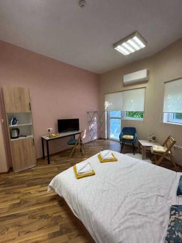 Дава се под наем Едностаен апартамент в Варна, м-т Евксиноград - 30 кв.м за 350 € - Снимка #2