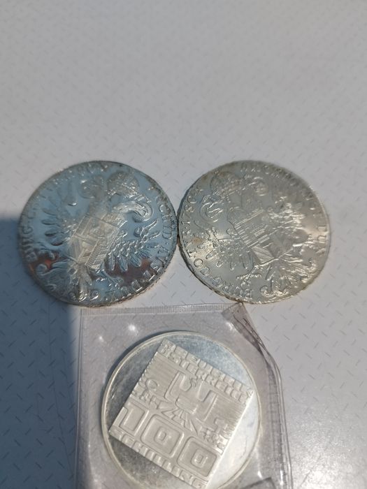 Vind monedele din imagine sunt de argint