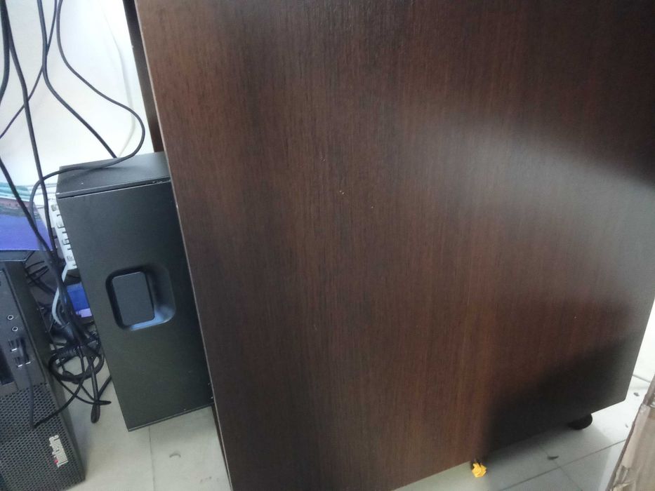 Контейнер за офис с колела- 30 евро.