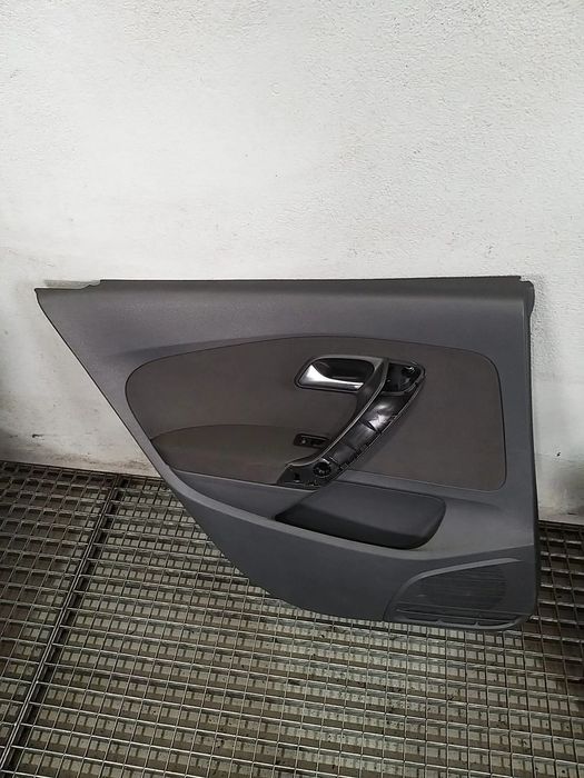 Fata tapiterie usa stanga spate vw polo 6r 6r6867211 153000492