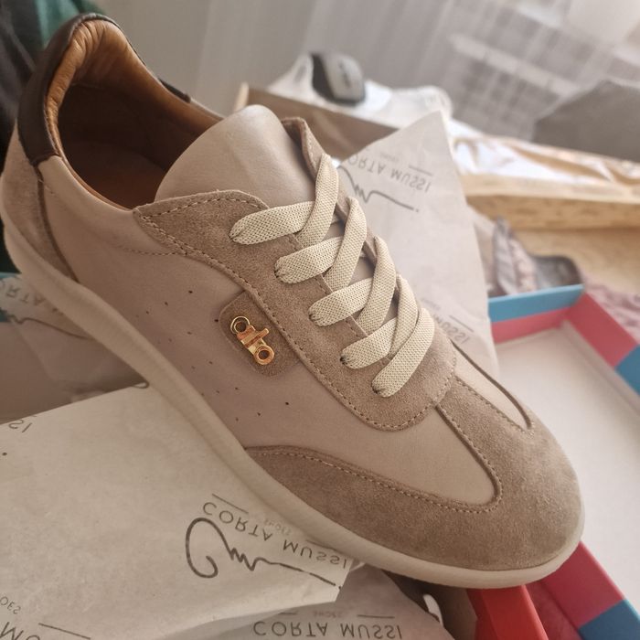 Продаётся кроссовки