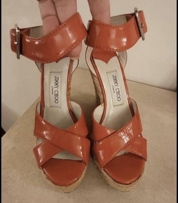 Jimmy Choo Espadrile talpa ortopedica
Espadrile
Jimmy Choo
Espadrile din piele naturala
