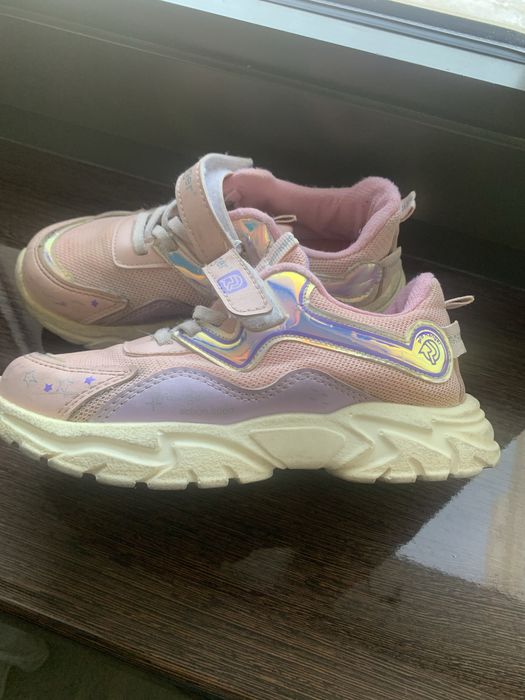 Кроссовки р34 девочке