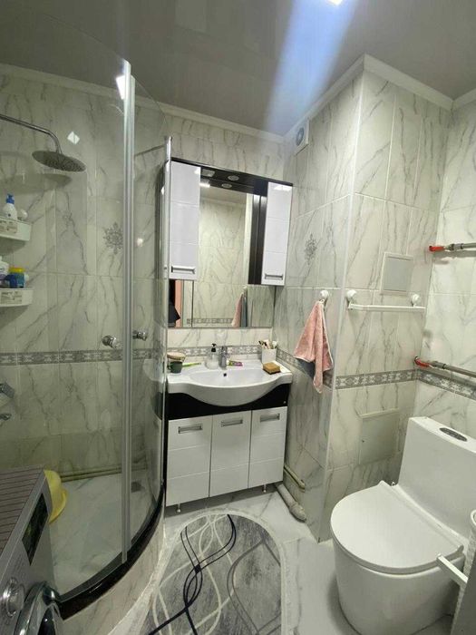 2 - Комн. в 7мкр.     Эмиль Империя