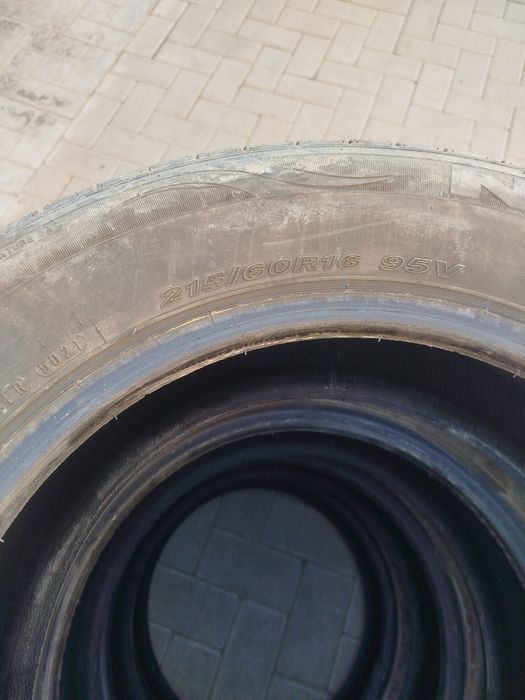 Продам комплект летних шин