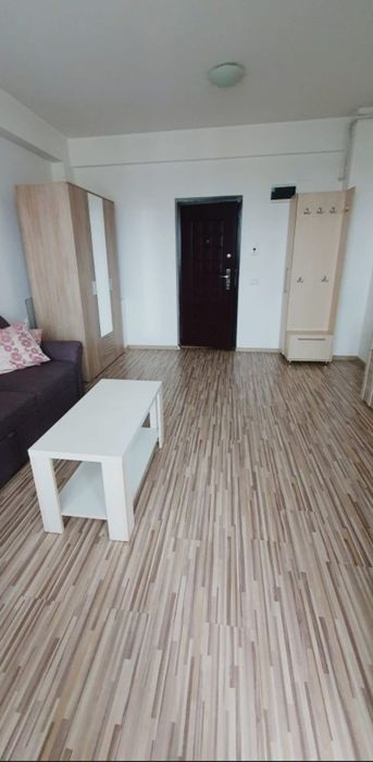 Închiriez  garsoniera  în Militari  Residence