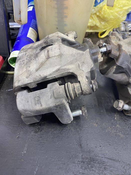 Суппорта камри 40-50.