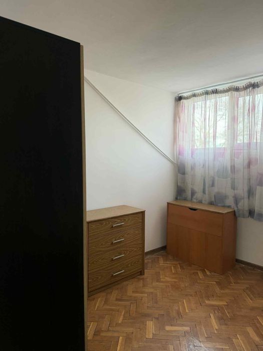 Дава се под наем Тристаен апартамент в София, Център - 92 кв.м за 796.62 € - Снимка #4