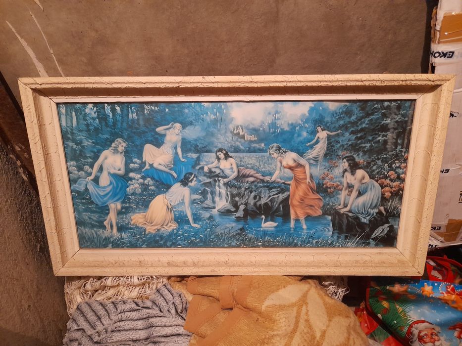 3 бр. картини и Два броя пердета