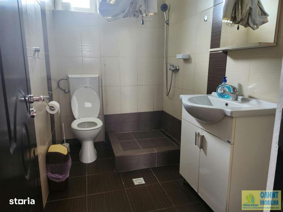 Eforie Nord, vila P+1, 7 camere, gaze, inchirieri