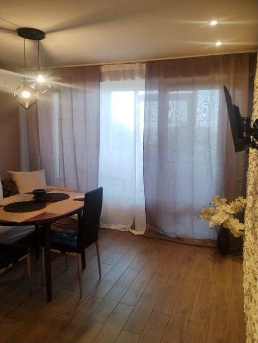 Дава се под наем Двустаен апартамент в Варна, Владислав Варненчик - 50 кв.м за 434 € - Снимка #1