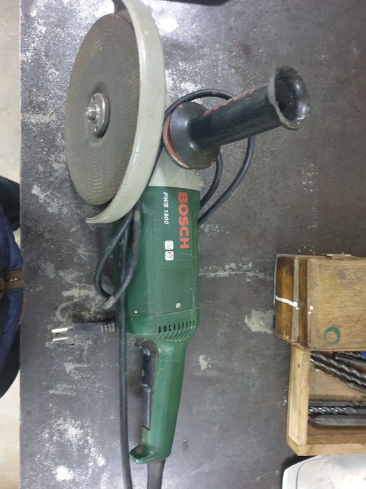Polizor unghiular bosh pws 1900