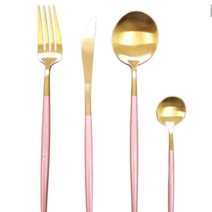 Комплект прибори за хранене от 24 части с луксозен дизайн и магнитна к