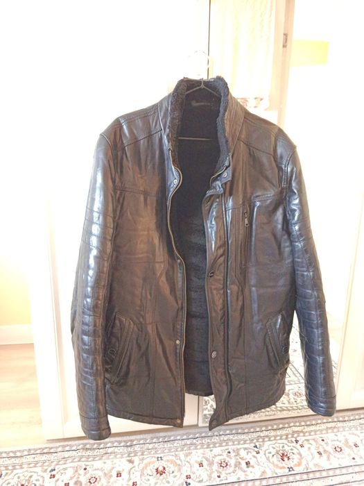 Продам зимнюю кожаную куртку