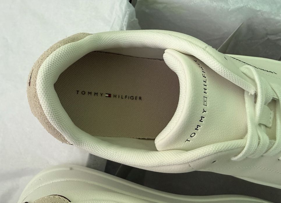 Sneakers pt bărbați - Tommy Hilfiger - 42