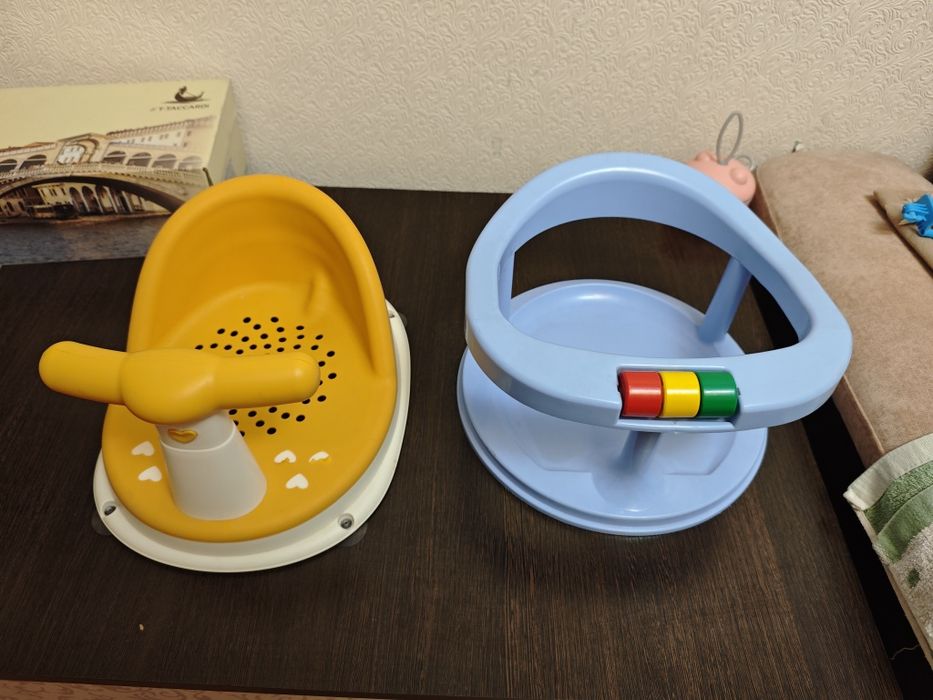 Пластиковые сиденья для ванной