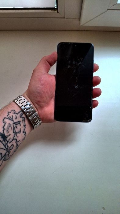 Продам телефона на запчасти