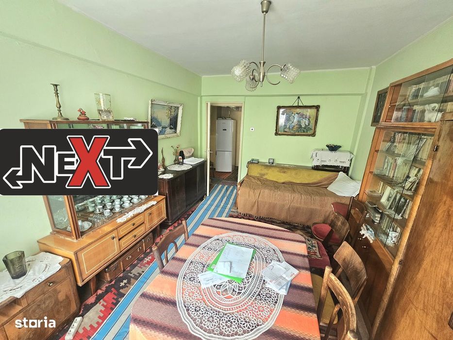 Apartament cu 2 camere et 2 la strada principala