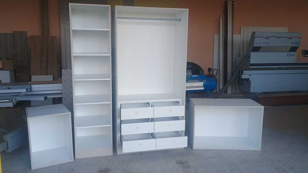 Мебели по поръчка