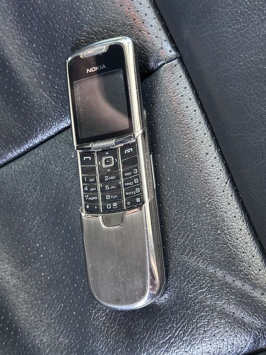 Продам Nokia 8800