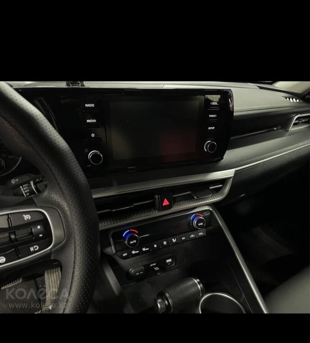 продаю kia k-5