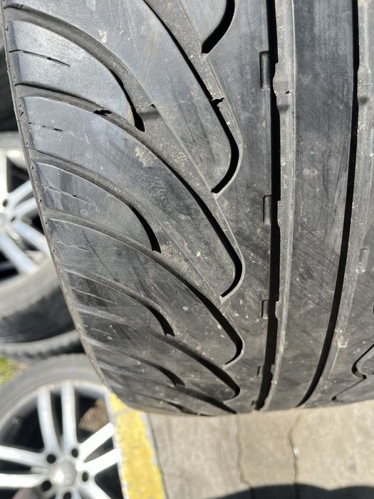 2 бр. летни гуми 265/35/18 Star Performance DOT 3715 6 mm