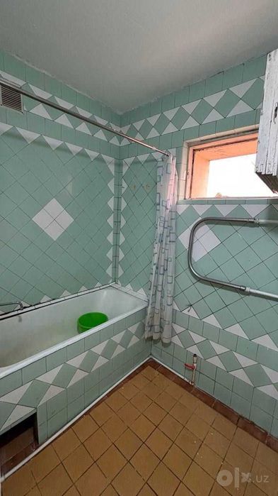 Юнусабад 8, 2/4/4 Кирпич 77 Серия, Не торец Ипотека есть