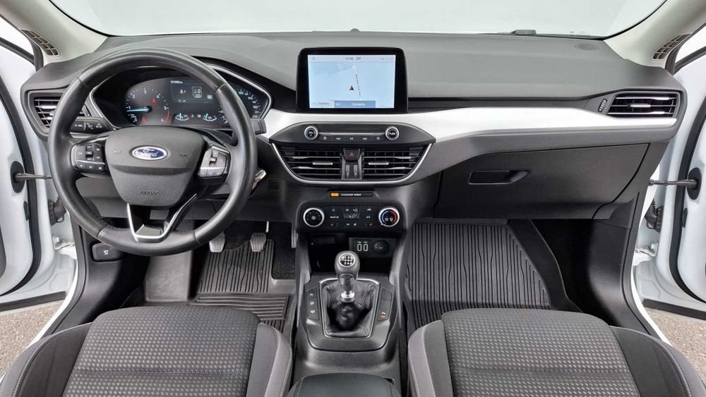 FORD Focus 2021 — imagine 5
