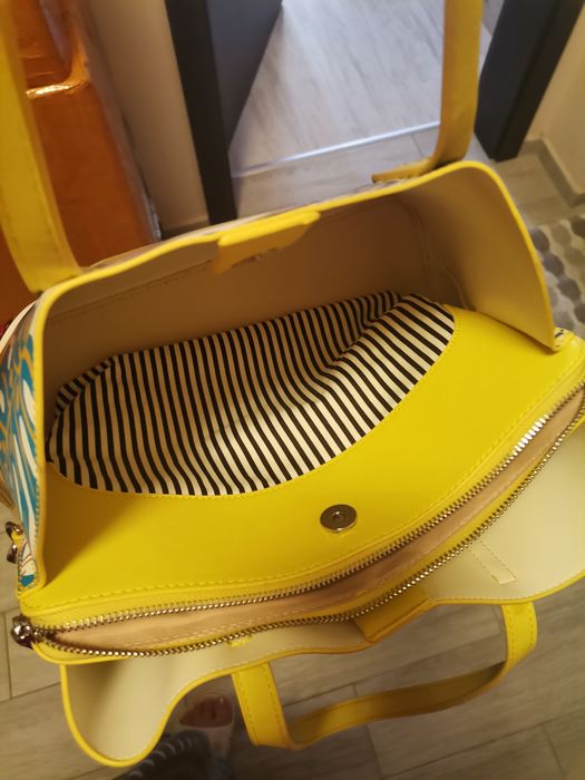 Нова свежа чанта