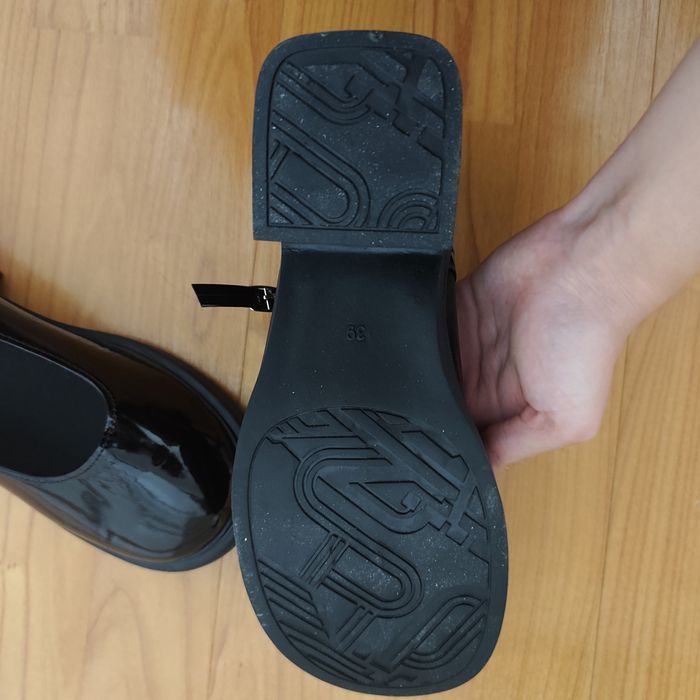 черные туфли 39 размера