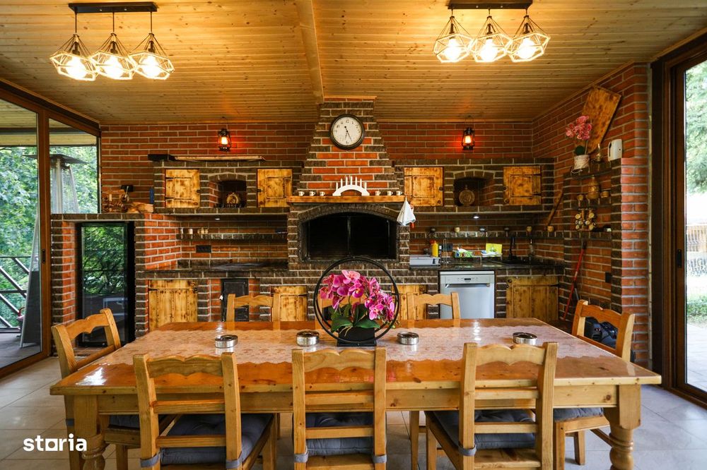 Vilă de Lux pe Malul Lacului – Confort și Vedere Panoramică