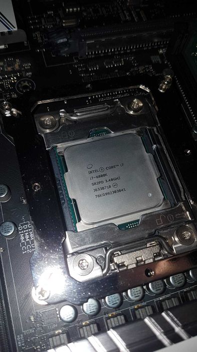 Procesor Intel Broadwell-E, Core i7 6800K 3.4GHz