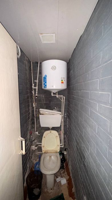 Уй сотилади 1этаж 4 хонали