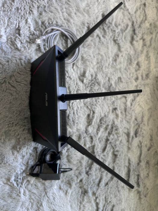 Router ASUS RT-AC86U AC2900 Dual-Band Gigabit – stare foarte bună ...