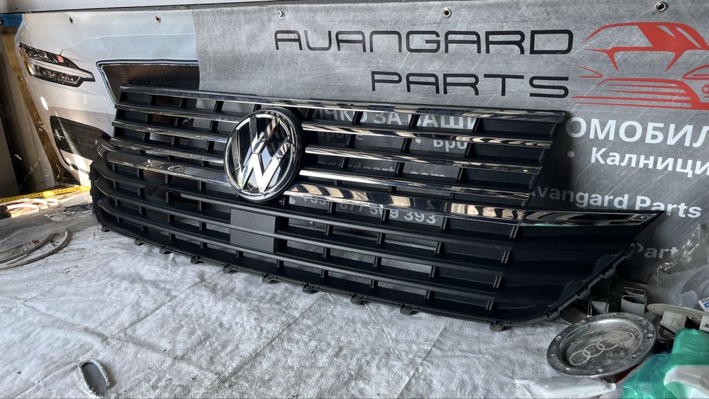 3 броя решетка VW T6.1 2020г