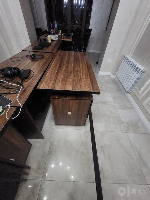 Ofis uchun kompyuter stol