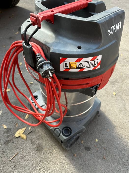 Продам пылесос б/у