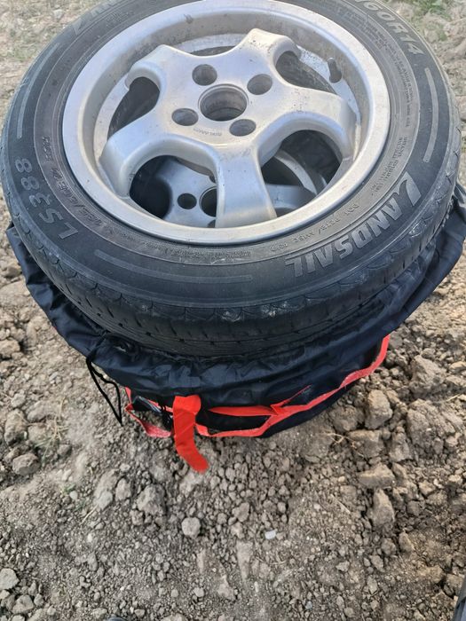 Vând jenti auto pe 14
