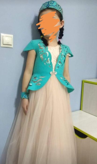 Продам платье нарядное