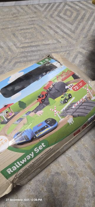 Circuit trenuleț din lemn