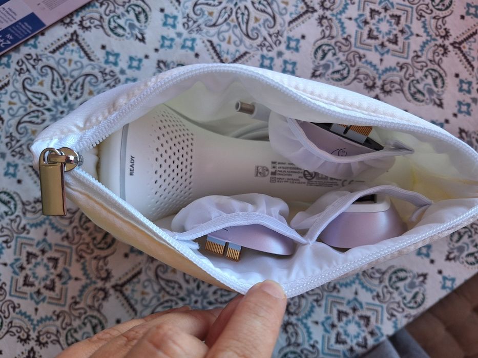 Фотоепулатор Philips Lumea BRI947