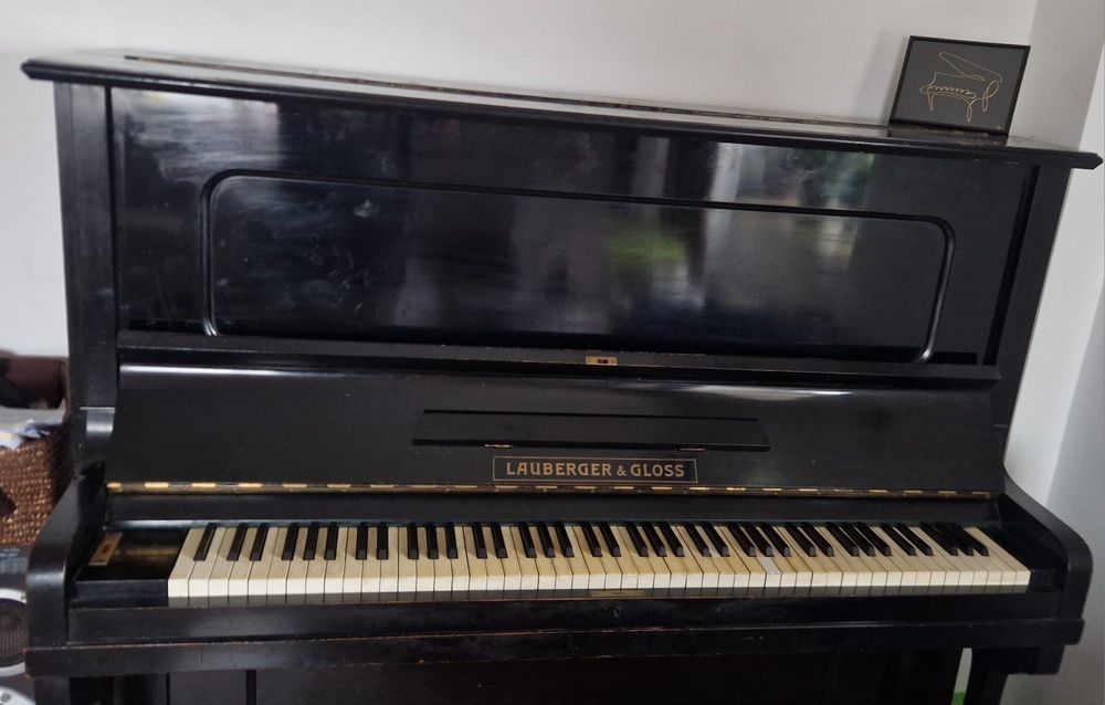 Pianina marca Lauberger&Gloss