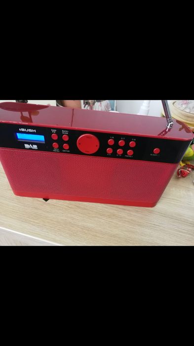 Radio digital BUSH