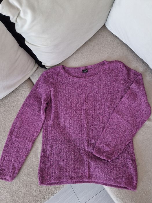 Pulover damă stare foarte bună!