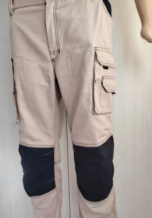 Pantaloni de muncă cargo