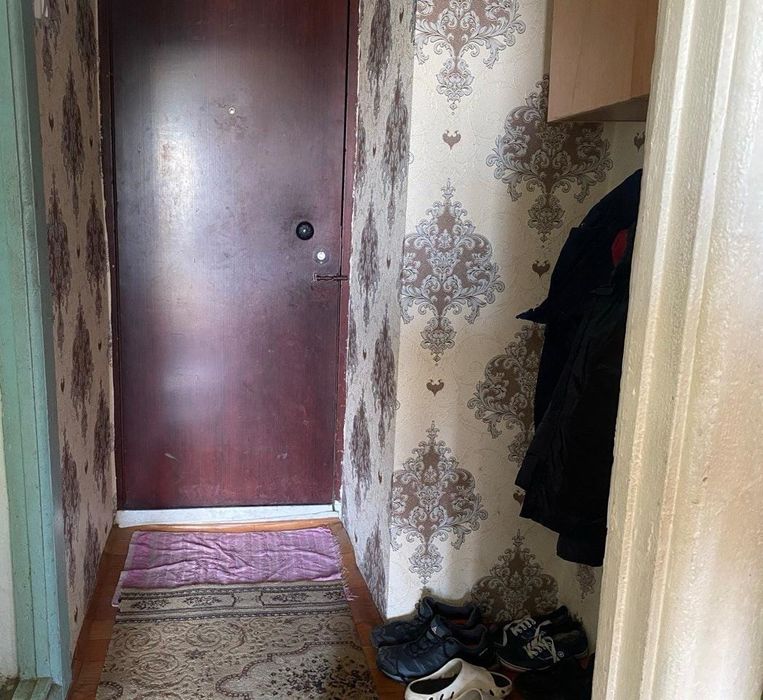 Продам комнату. В бывшем общежитие.