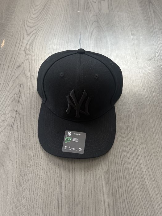 New York Yankees cap