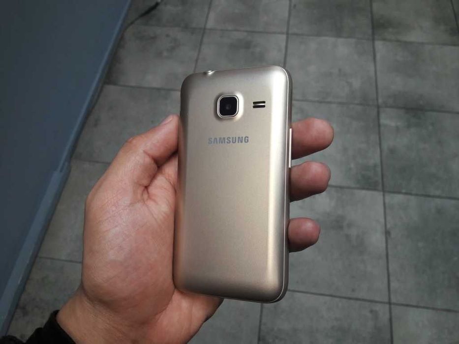 Продам Samsung j1 Mini