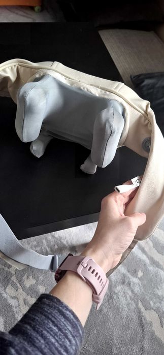 Масажор за врата и рамене - Чисто нов