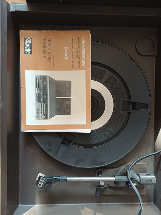 Грамофон Universum Stereo  (Работещ)